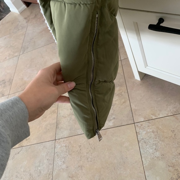 Garage Puff Parka in Olive - Picture 8 of 14